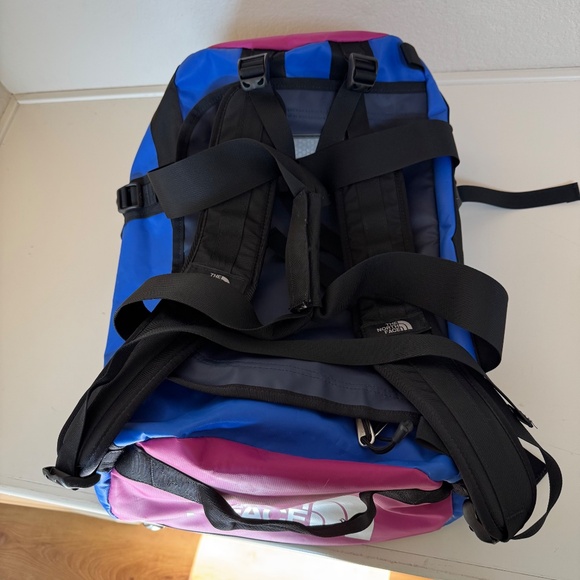 The North Face Base Camp Duffel Small - Picture 3 of 7